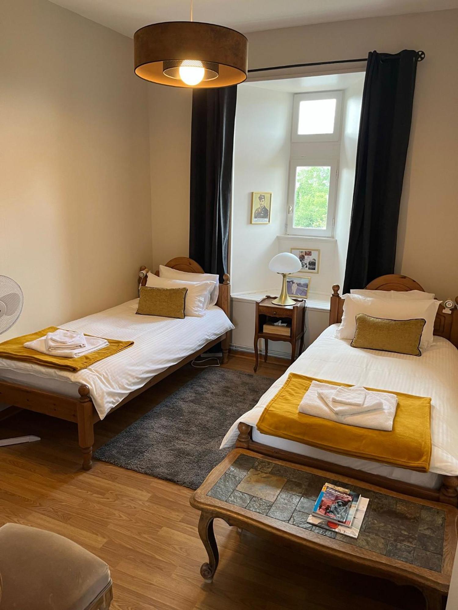La Fiere Bridge Guest House Amfreville  Buitenkant foto